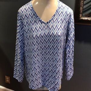 Nomadic Traders chevron blue asymmetric hem top, S